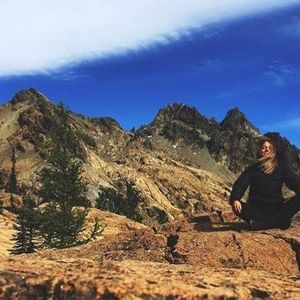 Meet your Posher, Hayley